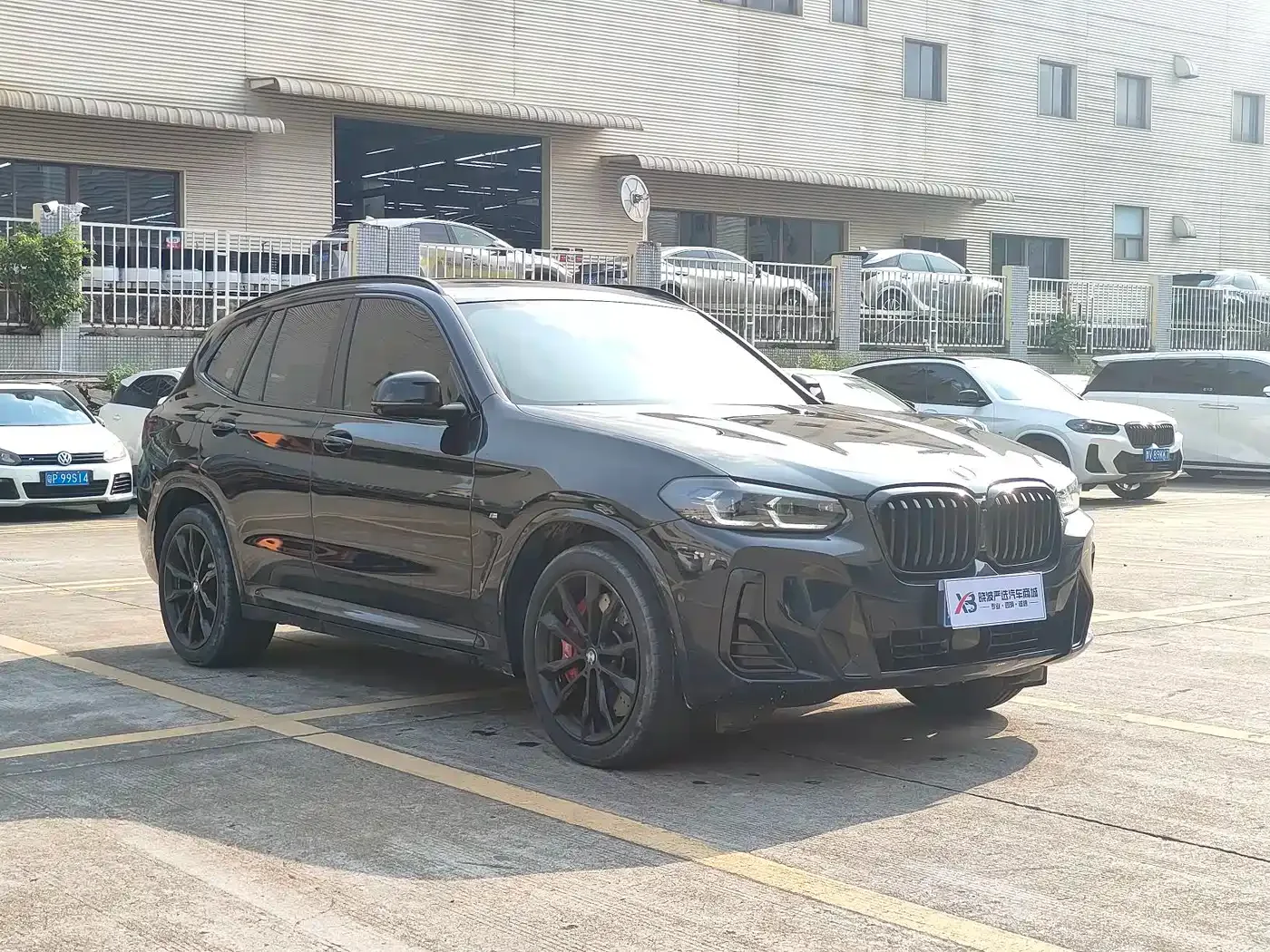 BMW BMW X3 2023 xDrive30i Premium M Night Package — Фото автомобиля 3