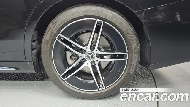 Mercedes-Benz E-Class E-класс W214 — Фото автомобиля 19