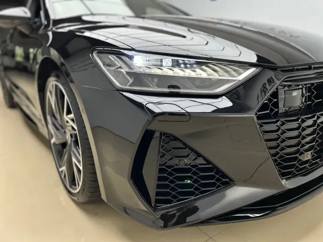 Audi A7L — Фото автомобиля 21
