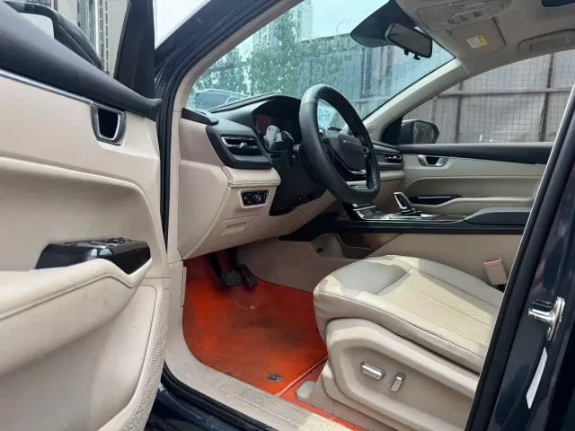 Wuling Victory — Фото автомобиля 13