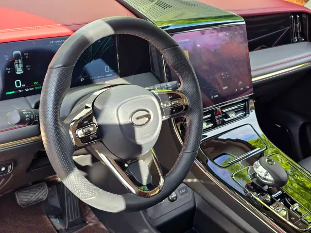 GAC Trumpchi E9 — Фото автомобиля 14