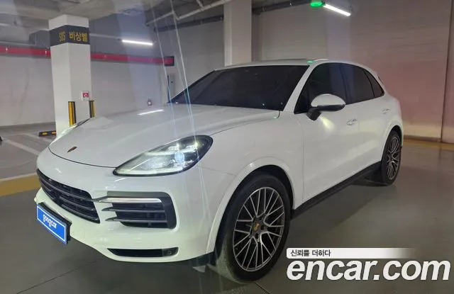 Фотография автомобиля — Porsche Cayenne PO536