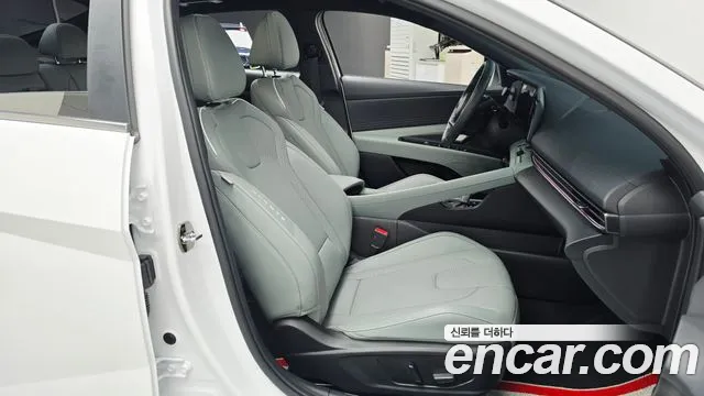 Hyundai AVANTE Новый Avante (CN7) — Фото автомобиля 25