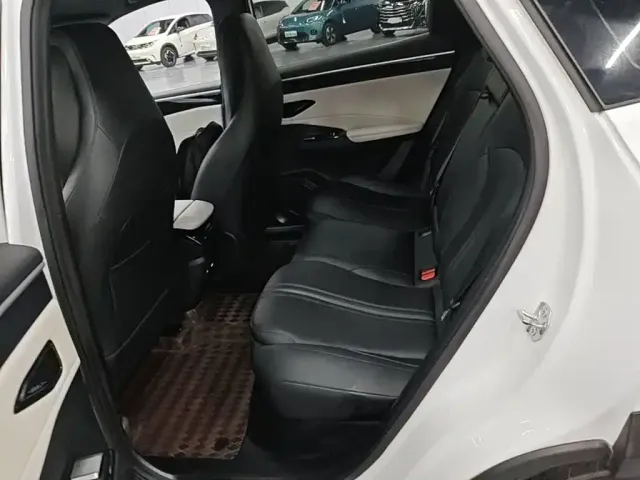 Geely Galaxy L7 — Фото автомобиля 16
