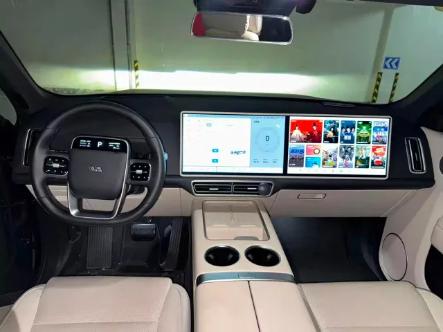 Li Auto L9 — Фото автомобиля 6