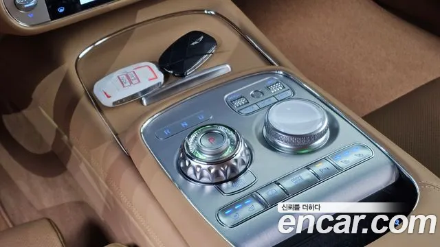 Genesis G90 Бензин 3.5 турбо AWD — Фото автомобиля 9