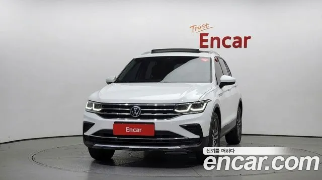 Volkswagen Tiguan Generation 2 — Фото автомобиля 3