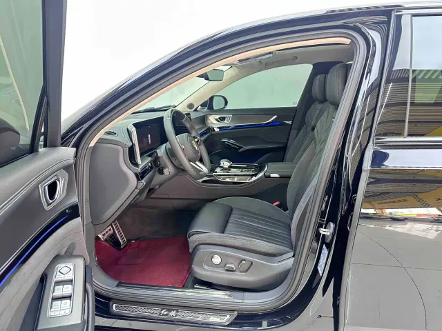 Hongqi H9 — Фото автомобиля 9