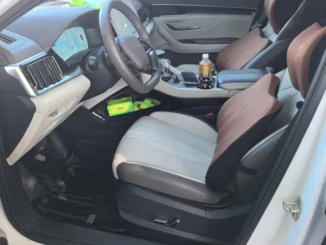 BYD Song PLUS — Фото автомобиля 9