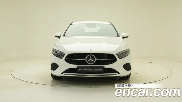 Mercedes-Benz A-Class — Фото автомобиля 3