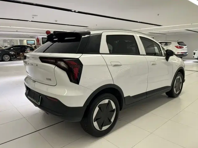 Geely Geometry E Firefly — Фото автомобиля 19