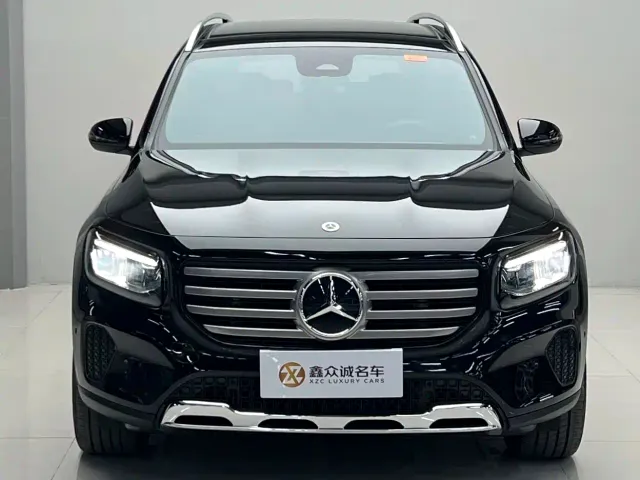 Фотография автомобиля — Mercedes-Benz GLB-Class