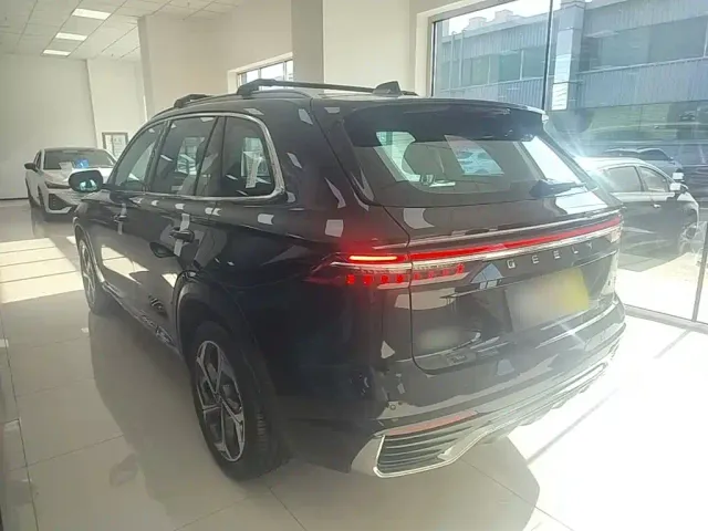 Geely Xingyue L — Фото автомобиля 4