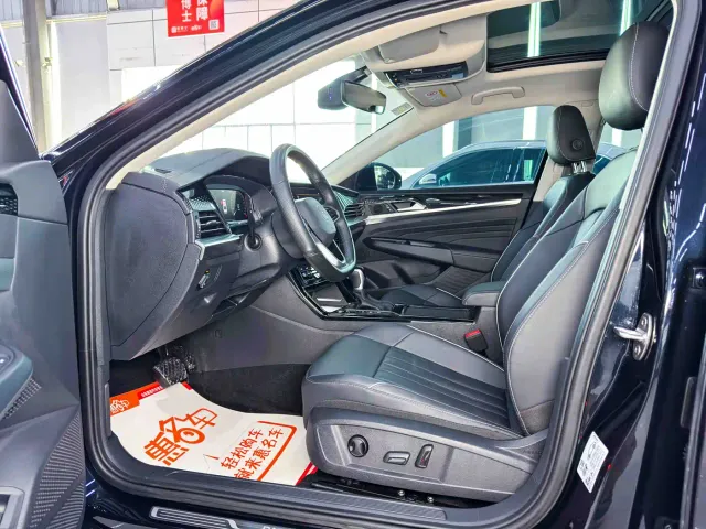 Volkswagen Passat — Фото автомобиля 5