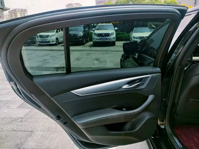 Cadillac CT5 — Фото автомобиля 24