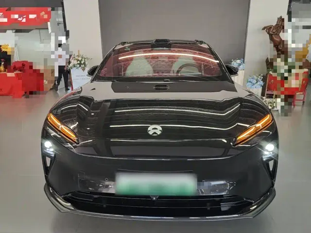 Nio ET5 Touring — Фото автомобиля 2