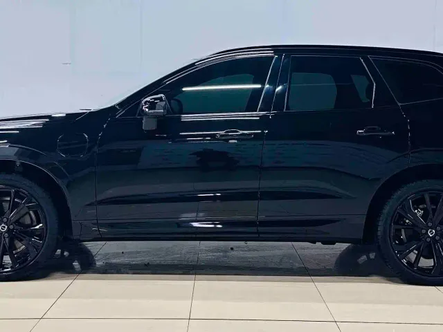 Volvo XC60 — Фото автомобиля 5