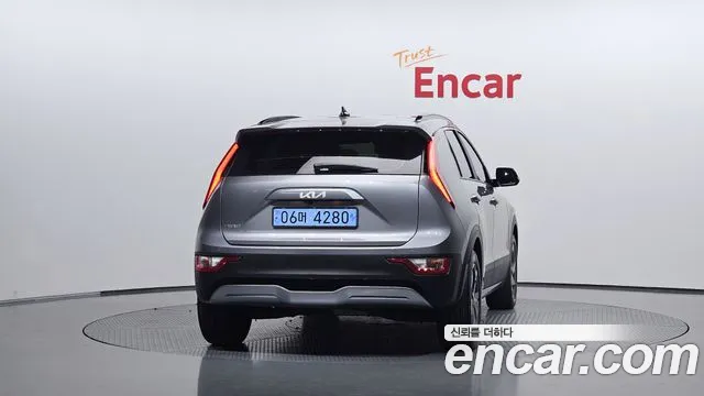 Kia Niro New — Фото автомобиля 4