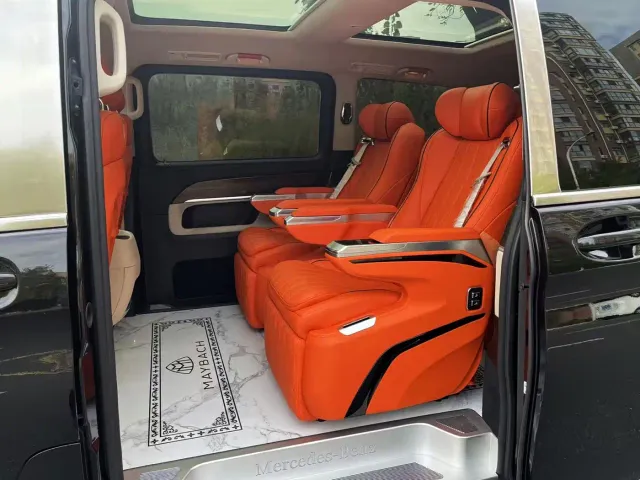 Mercedes-Benz V-Class — Фото автомобиля 8