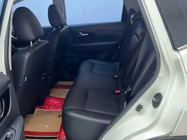Nissan X-Trail — Фото автомобиля 13