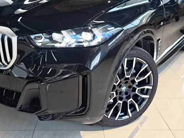 BMW X5 — Фото автомобиля 13