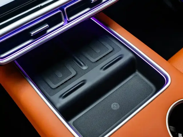 Li Auto L6 — Фото автомобиля 24