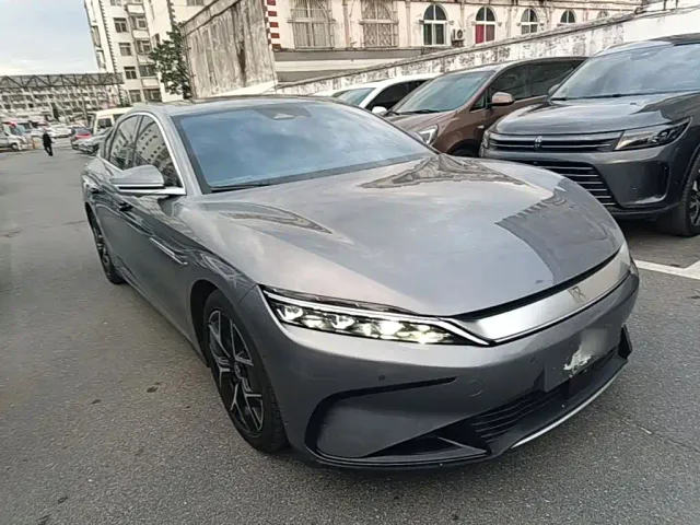 BYD Han — Фото автомобиля 3