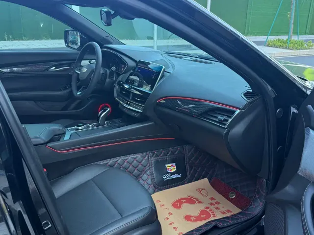 Cadillac CT5 — Фото автомобиля 13