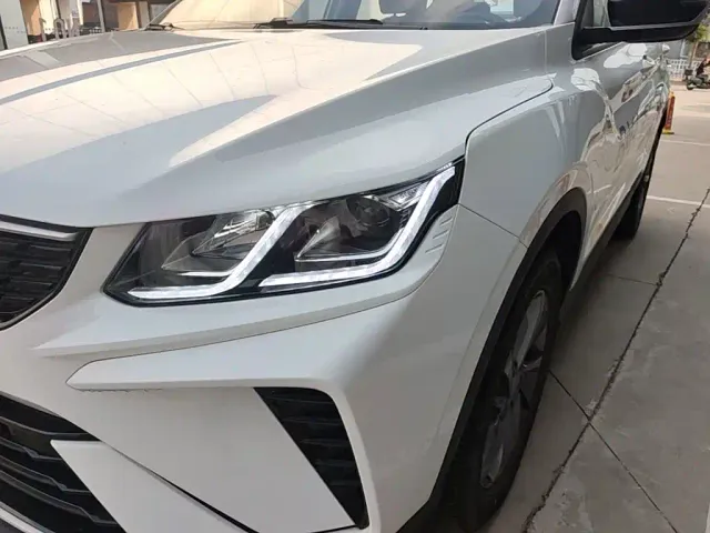 Geely Binyue — Фото автомобиля 17