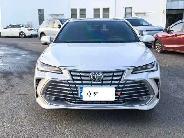 Toyota Avalon — Фото автомобиля 11