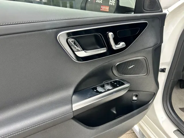 Mercedes-Benz C-Class — Фото автомобиля 10