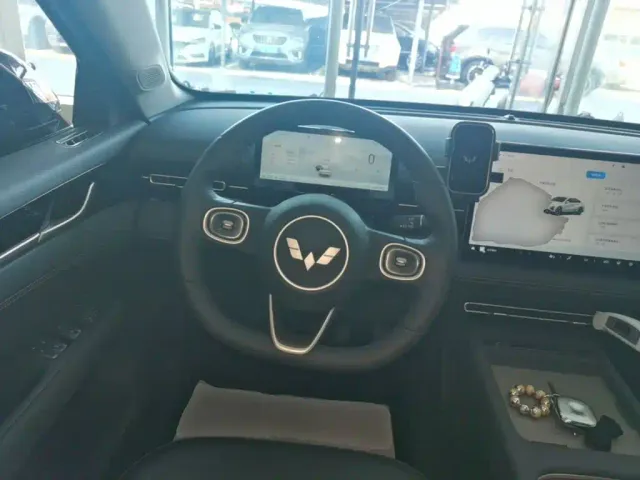 Wuling Starlight — Фото автомобиля 10