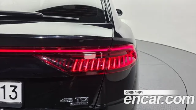 Audi Q8 — Фото автомобиля 19
