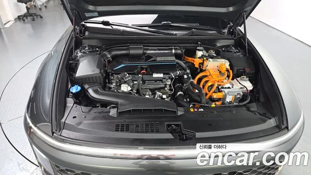 Hyundai Grandeur GN7 — Фото автомобиля 6