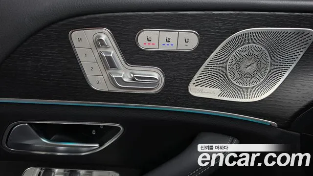 Mercedes-Benz GLE-Class — Фото автомобиля 29