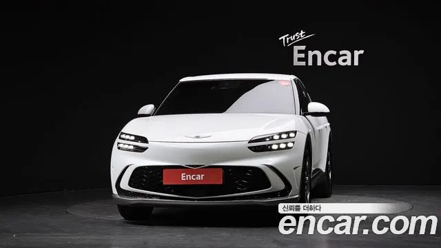 Genesis GV60 — Фото автомобиля 3