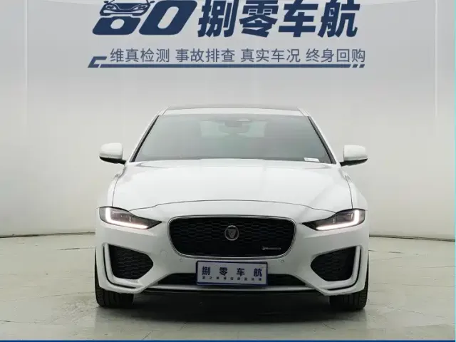 Jaguar XEL — Фото автомобиля 2