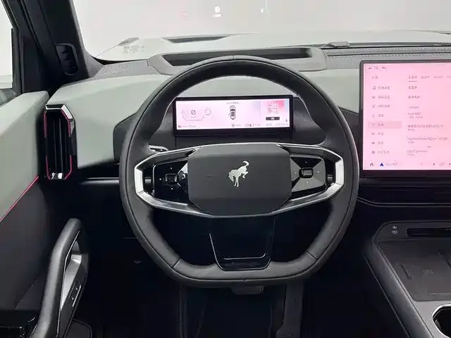 Ford Mustang NEV — Фото автомобиля 10