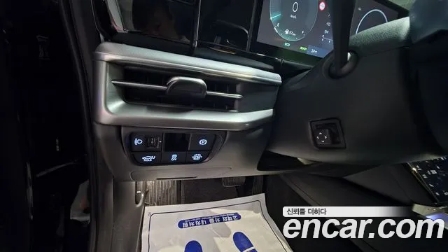 Hyundai Grandeur GN7 — Фото автомобиля 16