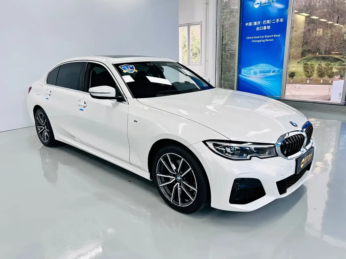 BMW BMW 3 Series 2022 320Li M Sport Package — Фото автомобиля 3