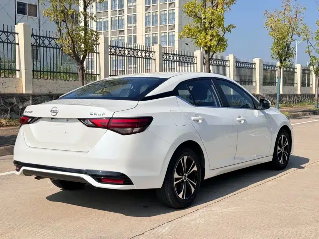 Nissan Sylphy — Фото автомобиля 13