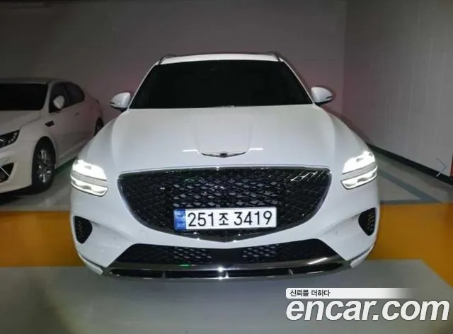 Genesis GV70 — Фото автомобиля 2