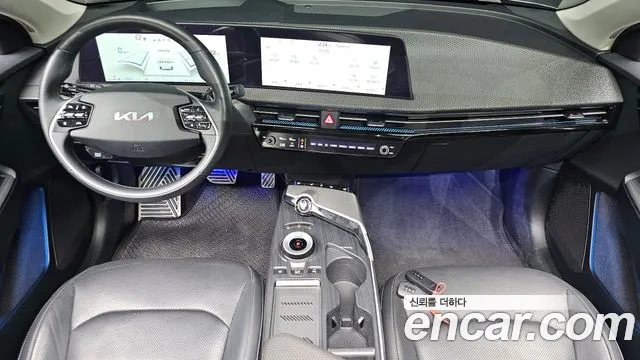 Kia EV6 — Фото автомобиля 10
