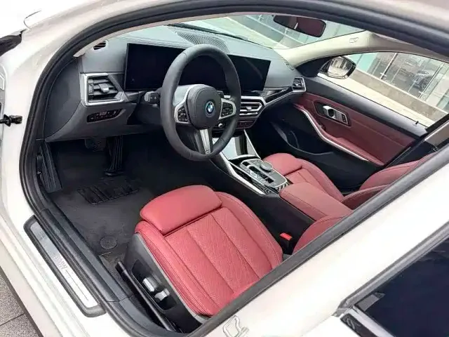 BMW i3 — Фото автомобиля 4