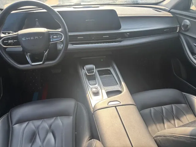 Chery Arrizo 8 — Фото автомобиля 5