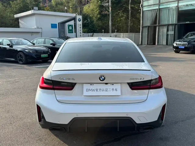 BMW 3 Series — Фото автомобиля 5