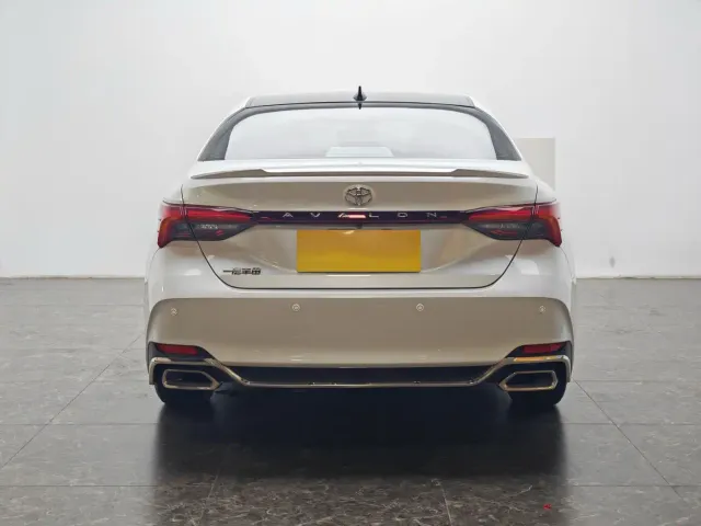 Toyota Avalon — Фото автомобиля 6