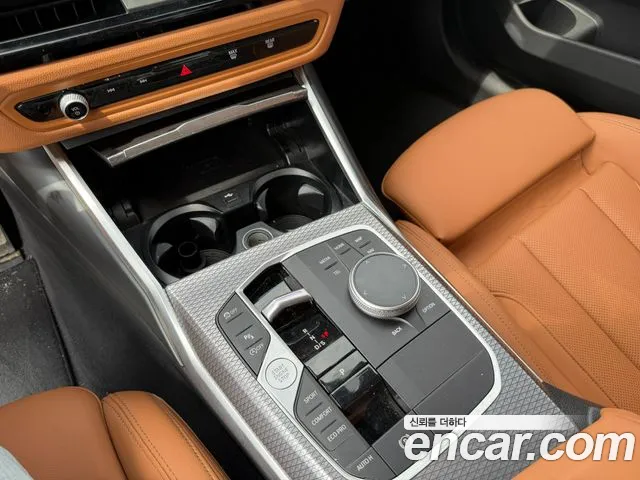 BMW 3-Series 3 серия (G20) 320i M Sport — Фото автомобиля 10