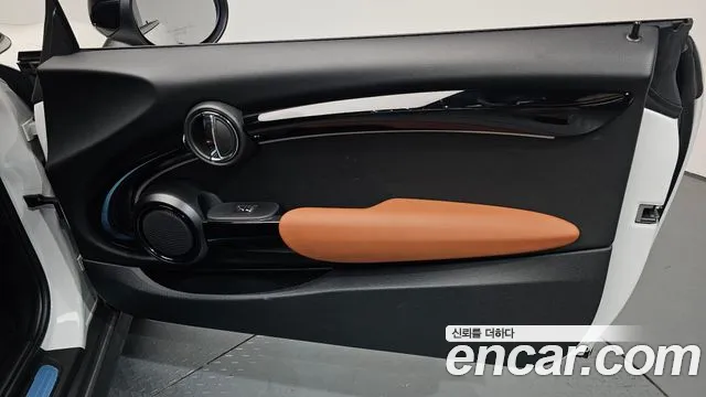 Mini Cooper — Фото автомобиля 23