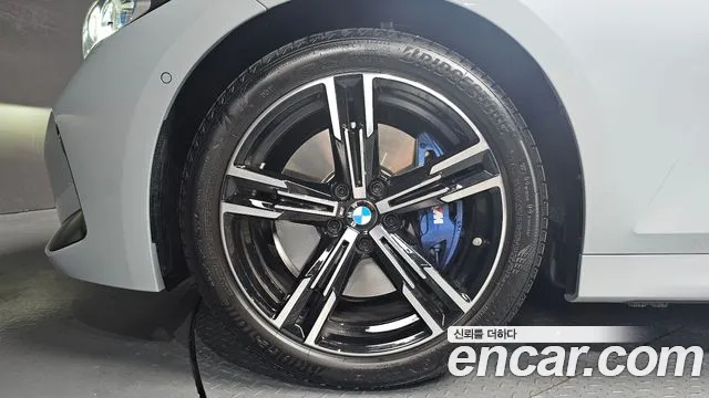 BMW 3-Series 3 серия (G20) 320i M Sport — Фото автомобиля 5